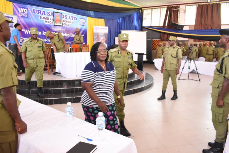 M/Kiti wa bodi akiwasili